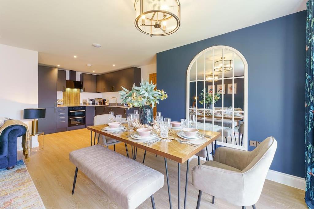 Darlington - 2 Bedroom Luxury Apartment By Mint Stays Bristol Exterior foto